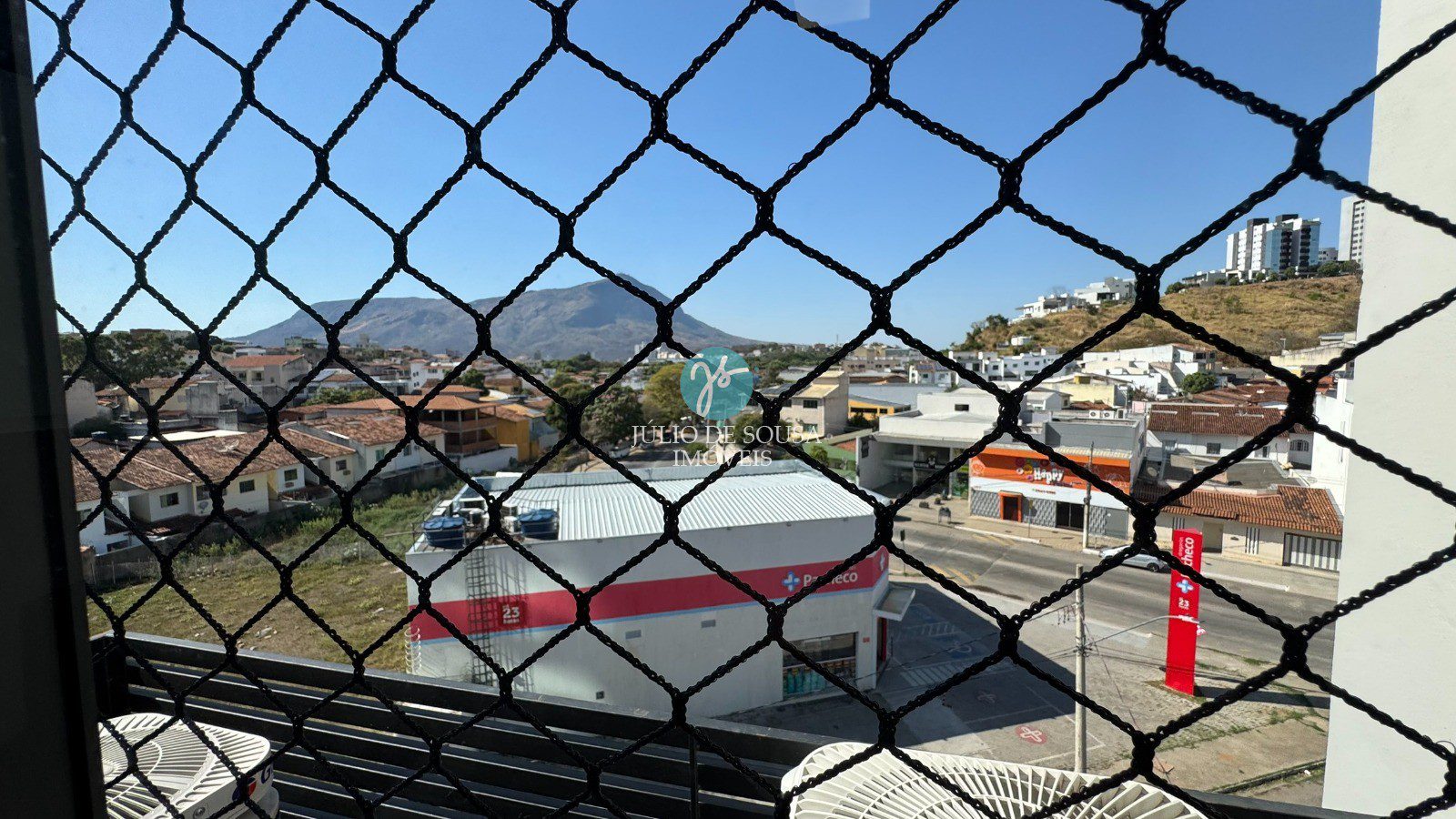 WhatsApp Image 2025-09-25 at 15.15.25rggg