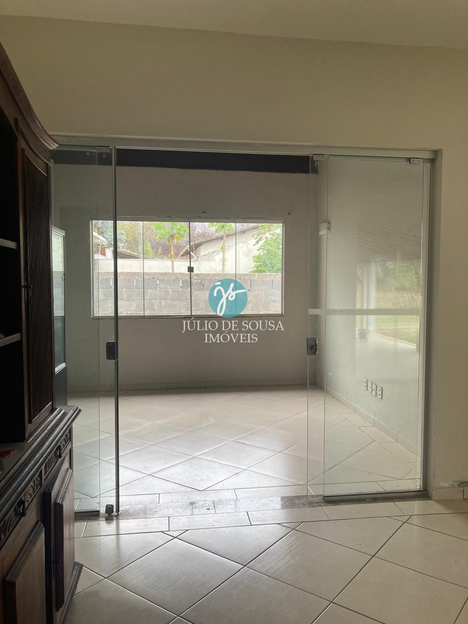 WhatsApp Image 2025-10-17 at 14.51.33 (1)